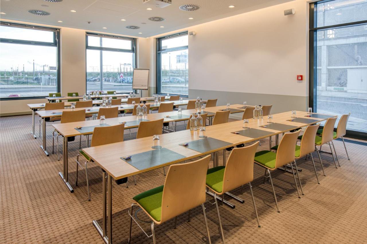 Intercityhotel Berlin Airport Ber Terminal 1 & 2 シェーネフェルト エクステリア 写真 Meeting room