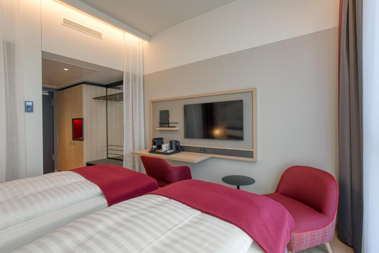 Intercityhotel Berlin Airport Ber Terminal 1 & 2 シェーネフェルト エクステリア 写真