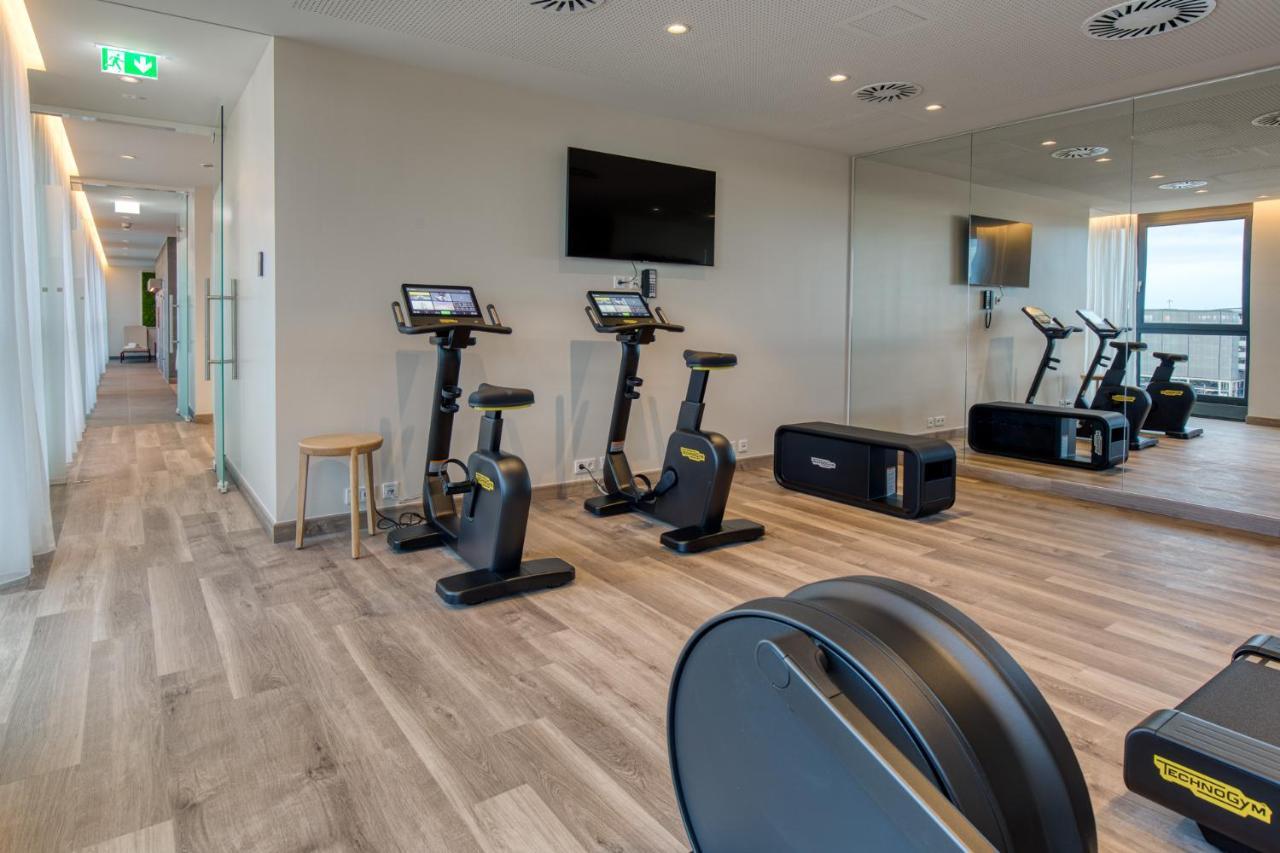 Intercityhotel Berlin Airport Ber Terminal 1 & 2 シェーネフェルト エクステリア 写真 Technogym